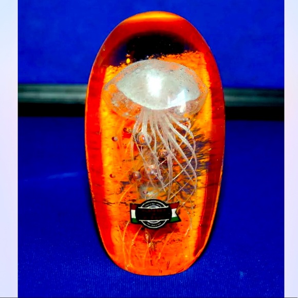 Gorgeous Murano Paperweight Jellyfish - Picture 1 of 3